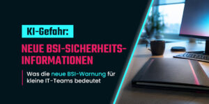 Dunkle Dokumentenmappe auf einem aufgeräumten Schreibtisch im Morgenlicht, daneben Kaffeetasse, Tastatur und Monitor – Symbolbild zur neuen BSI-Sicherheitsinformation.