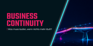 Leuchtende Netzwerk-Brücke mit durchgehendem Lichtstrom als Sinnbild für einen Geschäftsbetrieb, der trotz Störung weiterläuft.